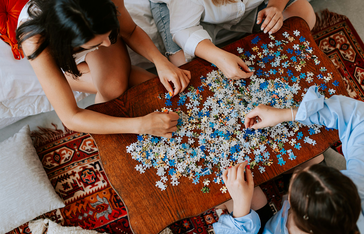 Family starting a puzzle
